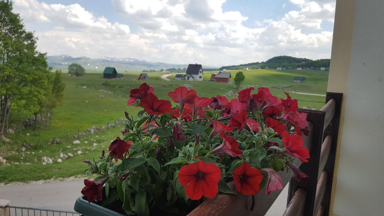 Guest House Tiha Noc Zabljak  Exterior photo